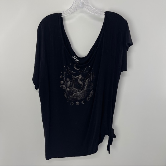 Torrid Black Fox Off The Shoulder Tee - Picture 8 of 8